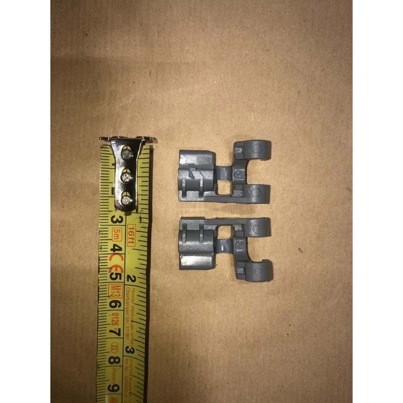 Folding Spike Mechanism Clips