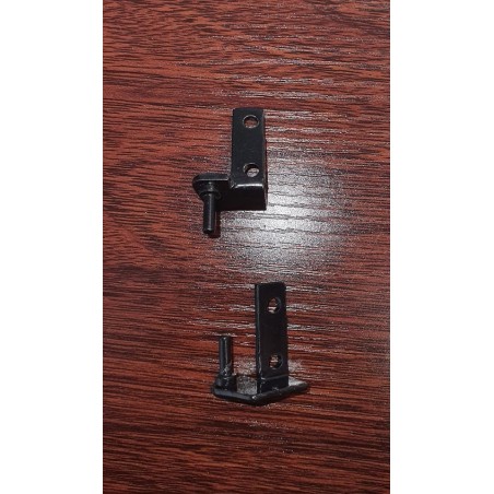 right hinge