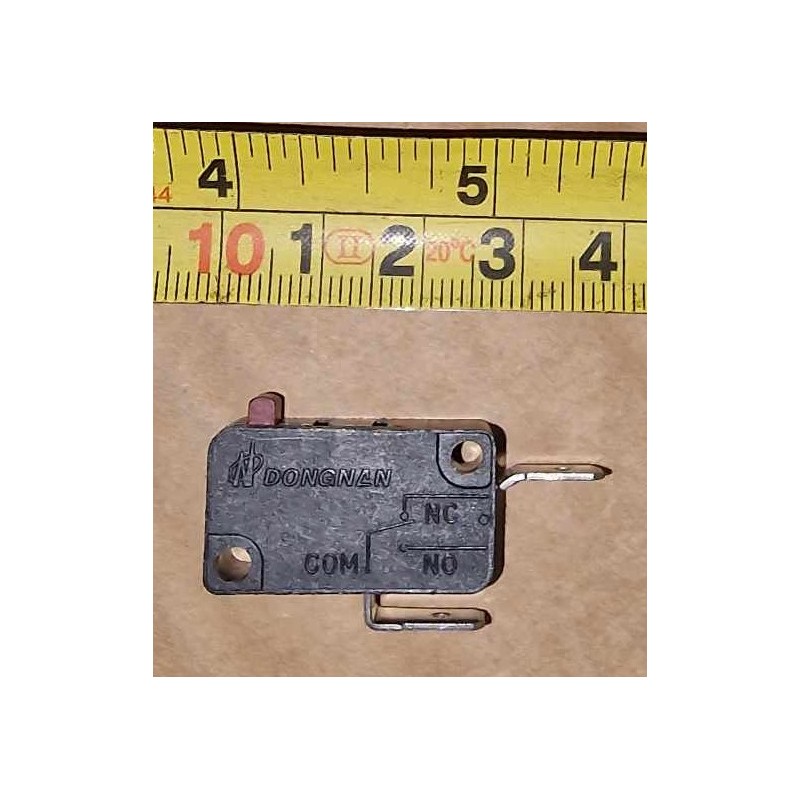 Door switch