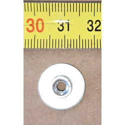 Rail bracket fixed shaft