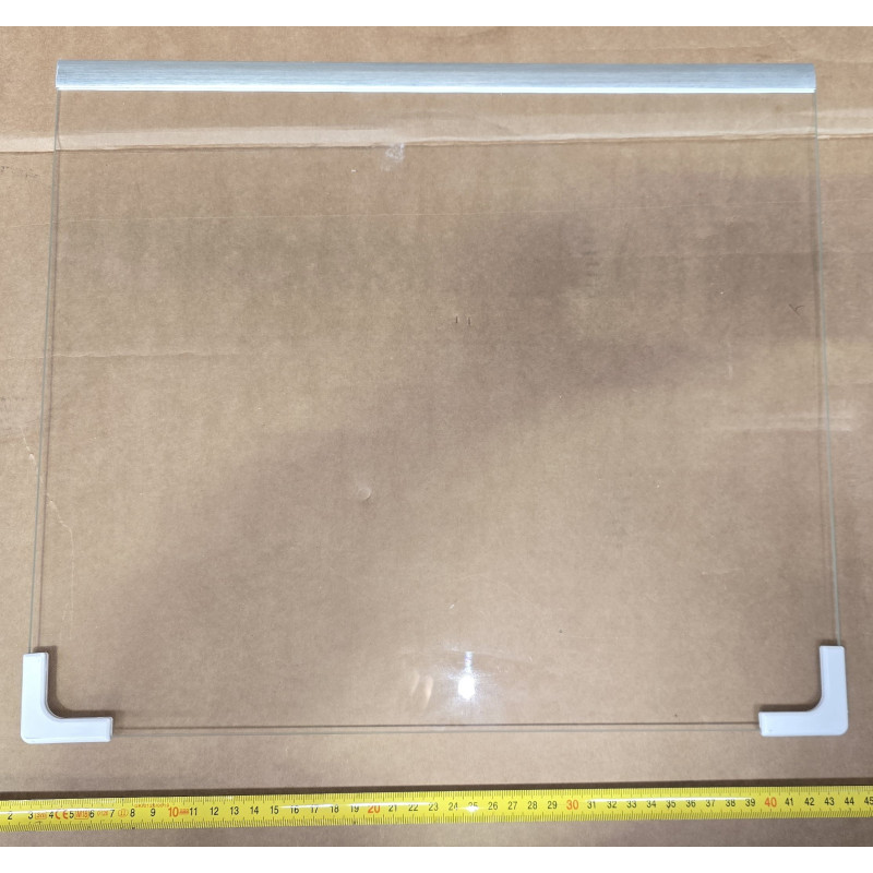 Refrigerated glass shelf assembly